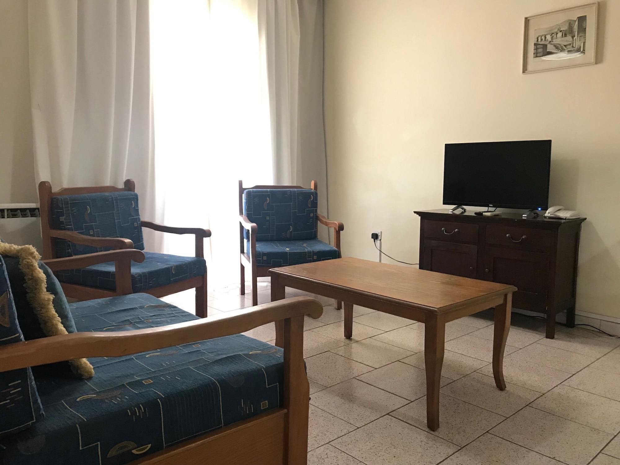Daphne Hotel Apartments (Adults Only) Paphos Exterior foto