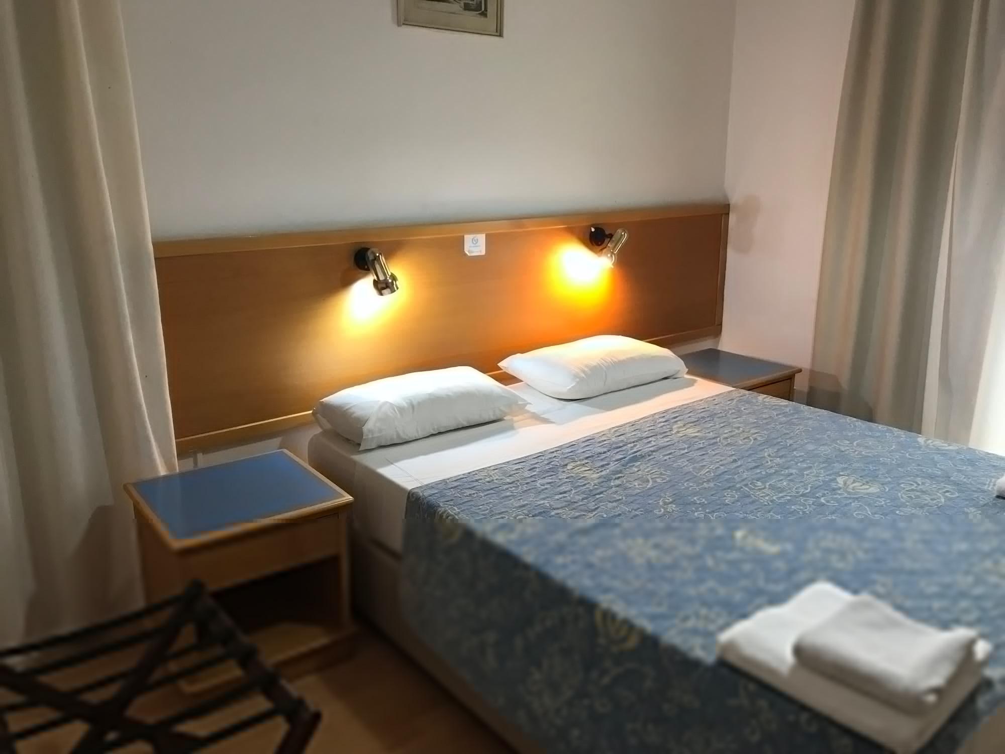 Daphne Hotel Apartments (Adults Only) Paphos Exterior foto