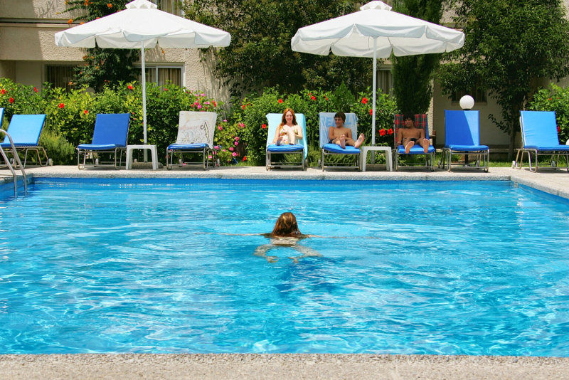 Daphne Hotel Apartments (Adults Only) Paphos Exterior foto