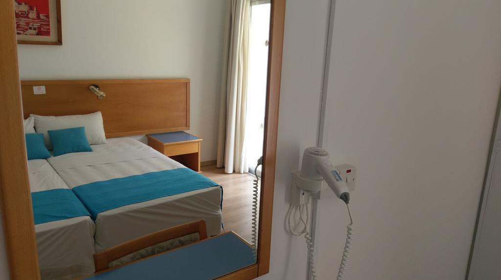 Daphne Hotel Apartments (Adults Only) Paphos Exterior foto