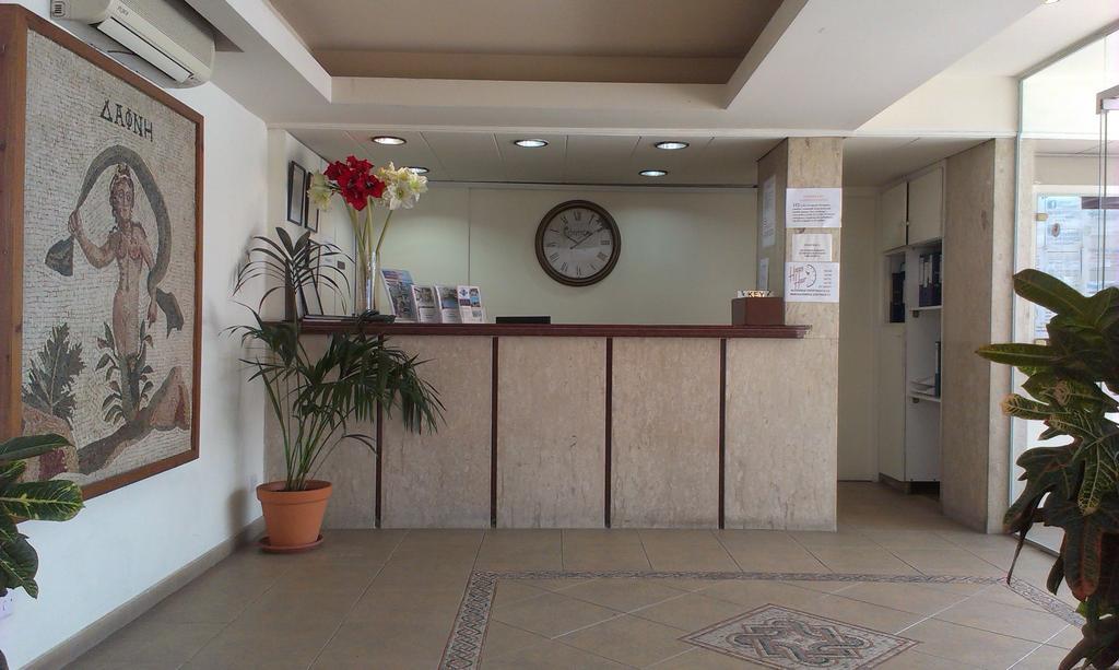 Daphne Hotel Apartments (Adults Only) Paphos Exterior foto